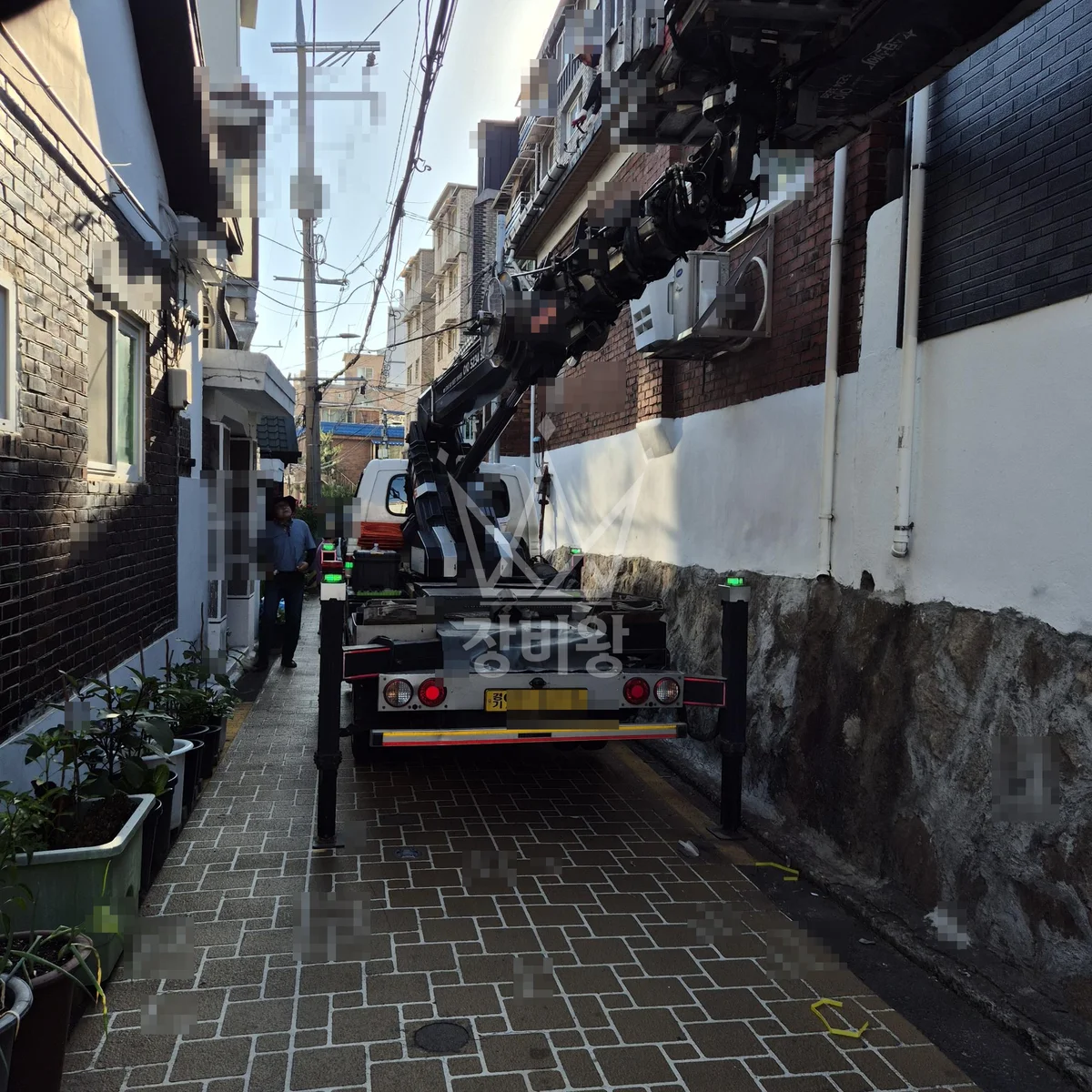 서울 강북구 스카이차 간판 작업 현장