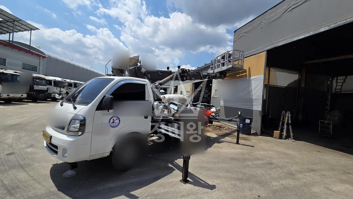 경기 평택시 스카이차 외벽 작업 작업 현장