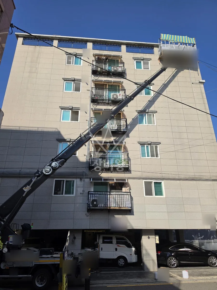 서울 구로구 개봉동 스카이차 간판 작업 현장