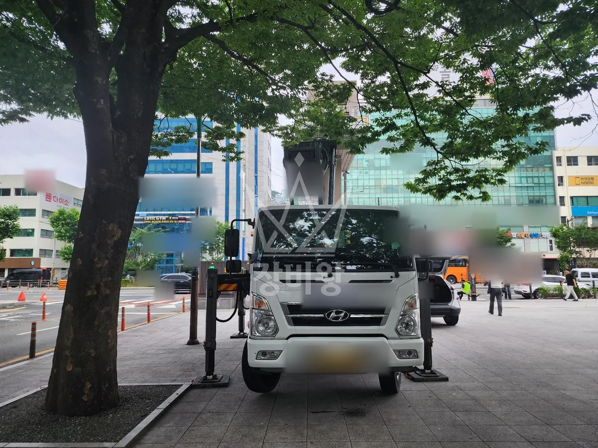 부산 중구 스카이차 유리 작업 현장