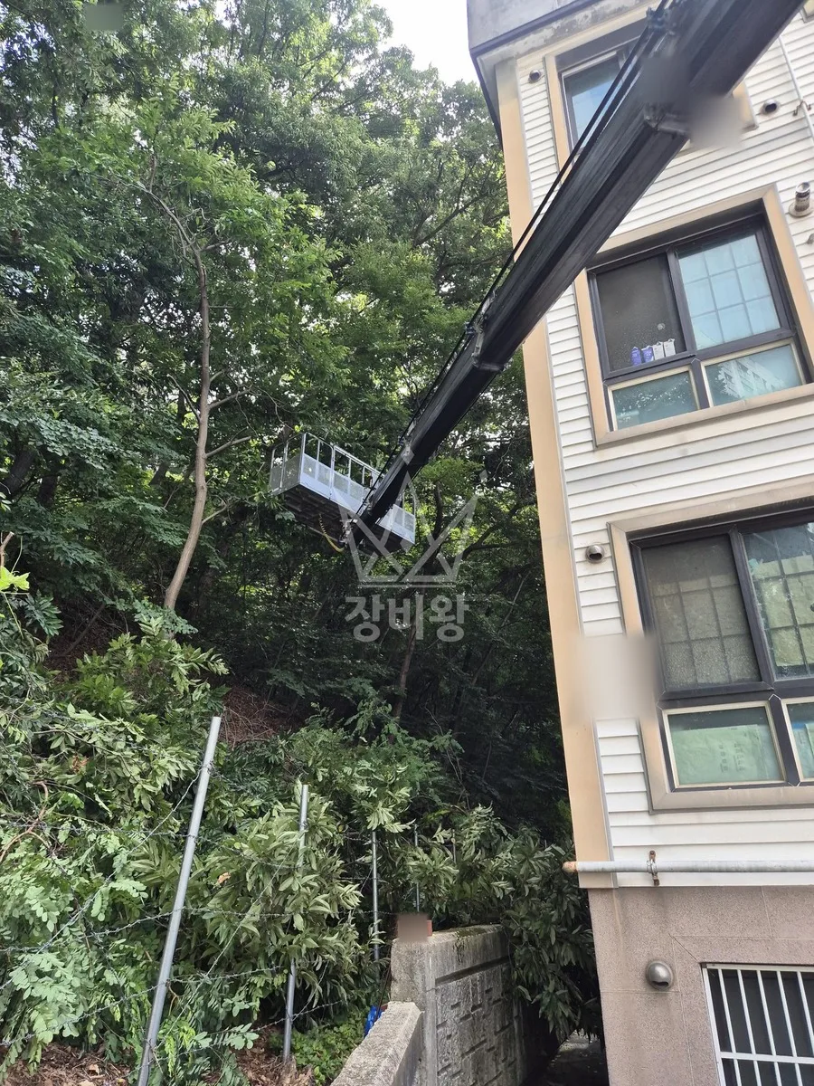 경기 용인시 스카이차 철골 작업 현장