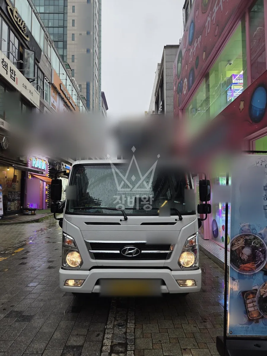 경기 용인시처인구 포곡읍 유운리 스카이차 간판 작업 현장