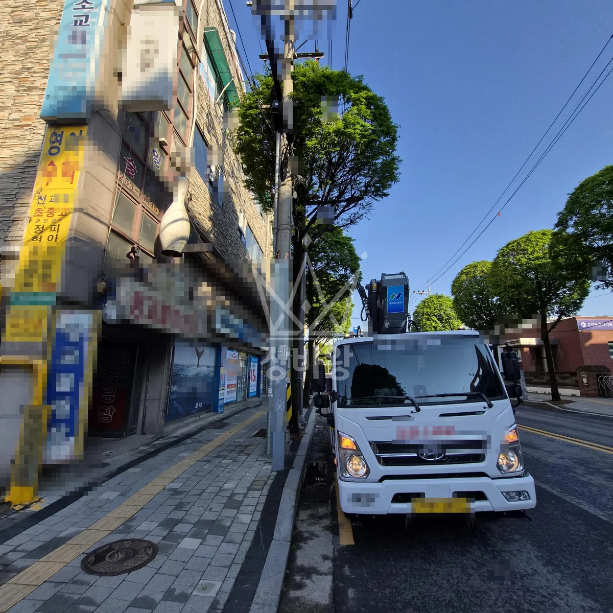 경기 수원시장안구 하광교동 스카이차 철골 작업 현장