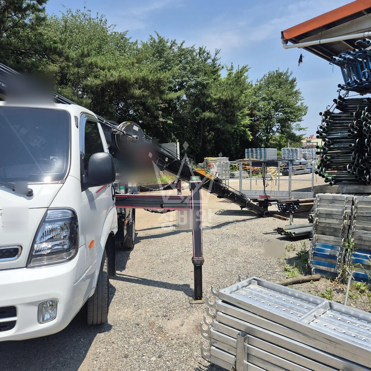 충북 음성군 삼성면 스카이차 수목 관리 작업 현장