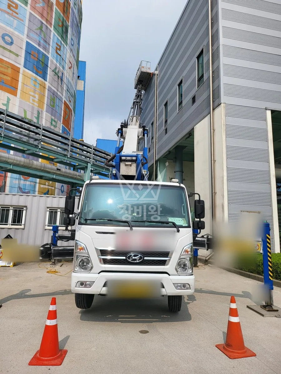 경기 연천군 신서면 도신리 스카이차 지붕 공사 작업 현장