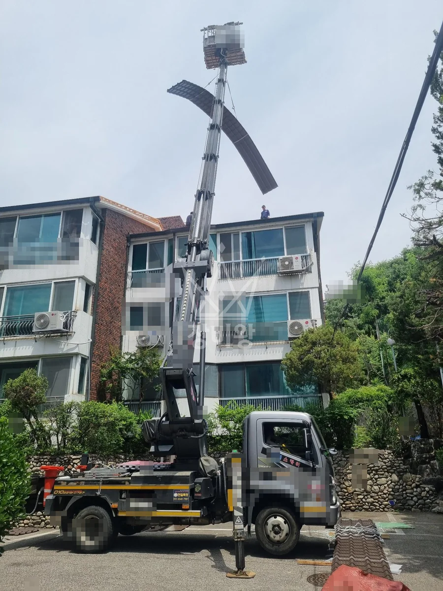 제주 제주시 우도면 오봉리 스카이차 철골 작업 현장