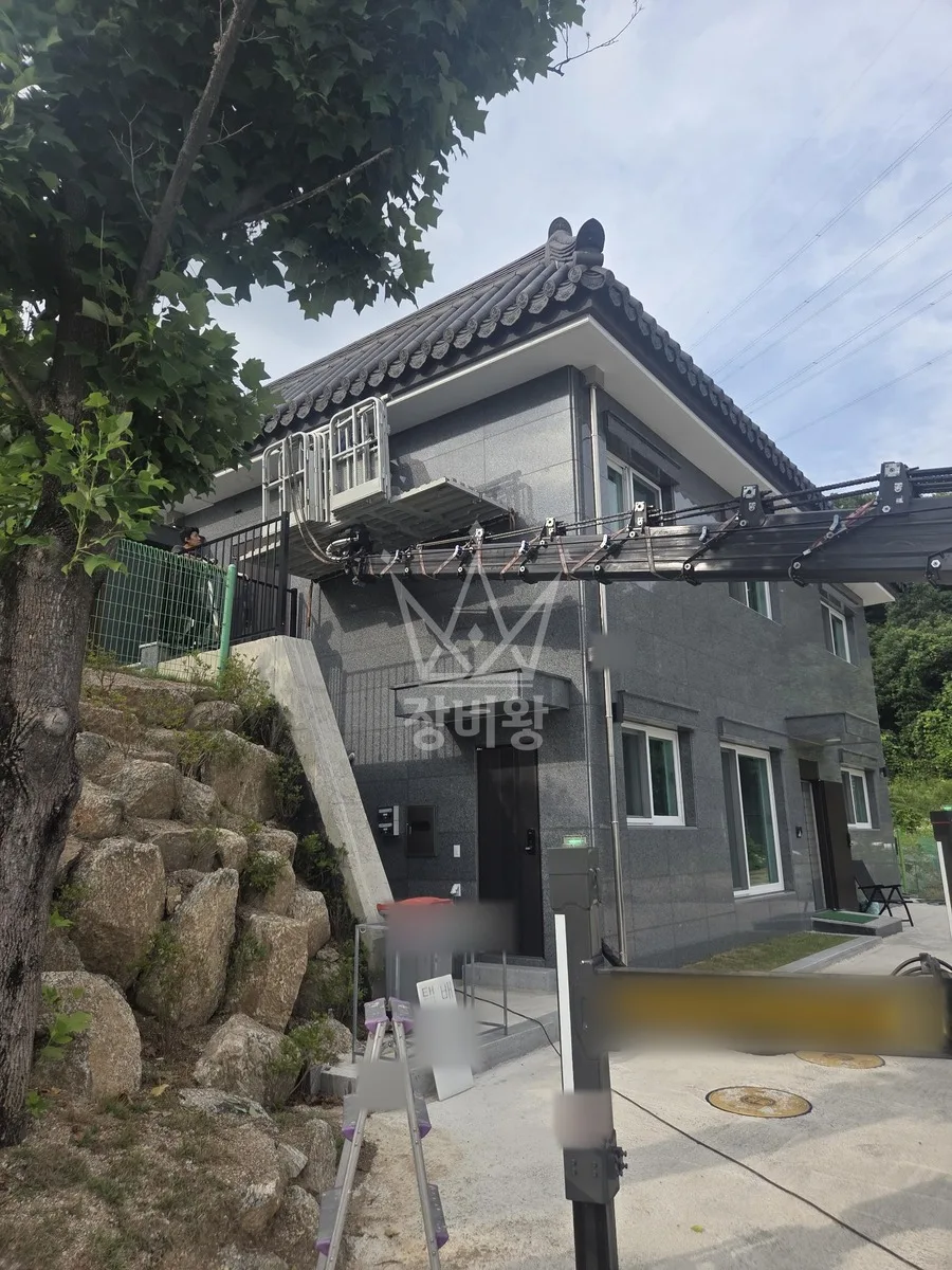 경기 연천군 신서면 갈현리 스카이차 지붕 공사 작업 현장
