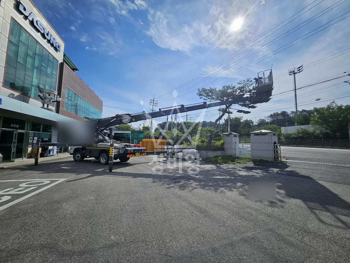 경기 안산시상록구 양상동 스카이차 유리 작업 현장