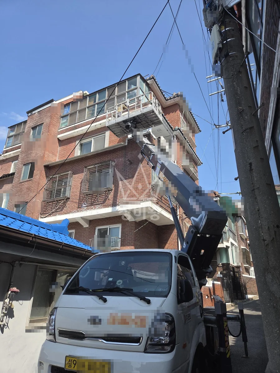 서울 은평구 불광동 스카이차 지붕 공사 작업 현장