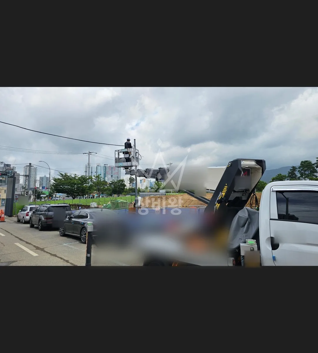 부산 중구 스카이차 유리 작업 현장
