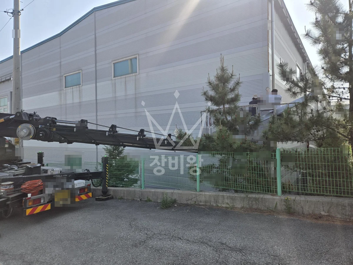 경기 화성시 스카이차 철골 작업 현장