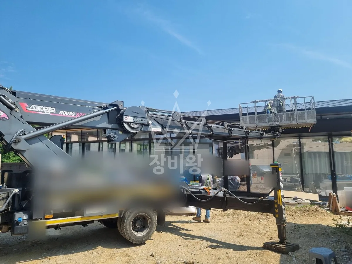 경기 양평군 스카이차 외벽 작업 작업 현장