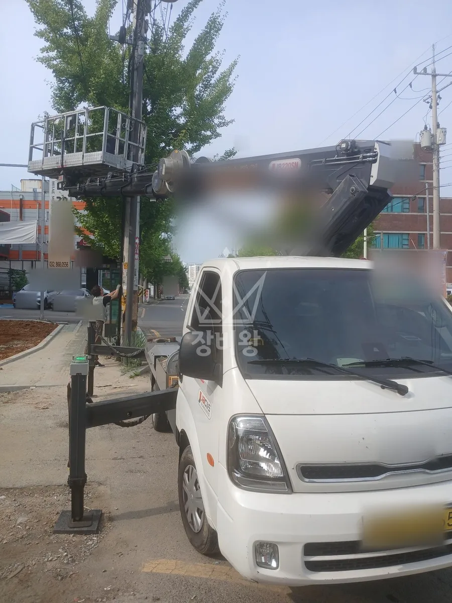 인천 옹진군 스카이차 지붕 공사 작업 현장