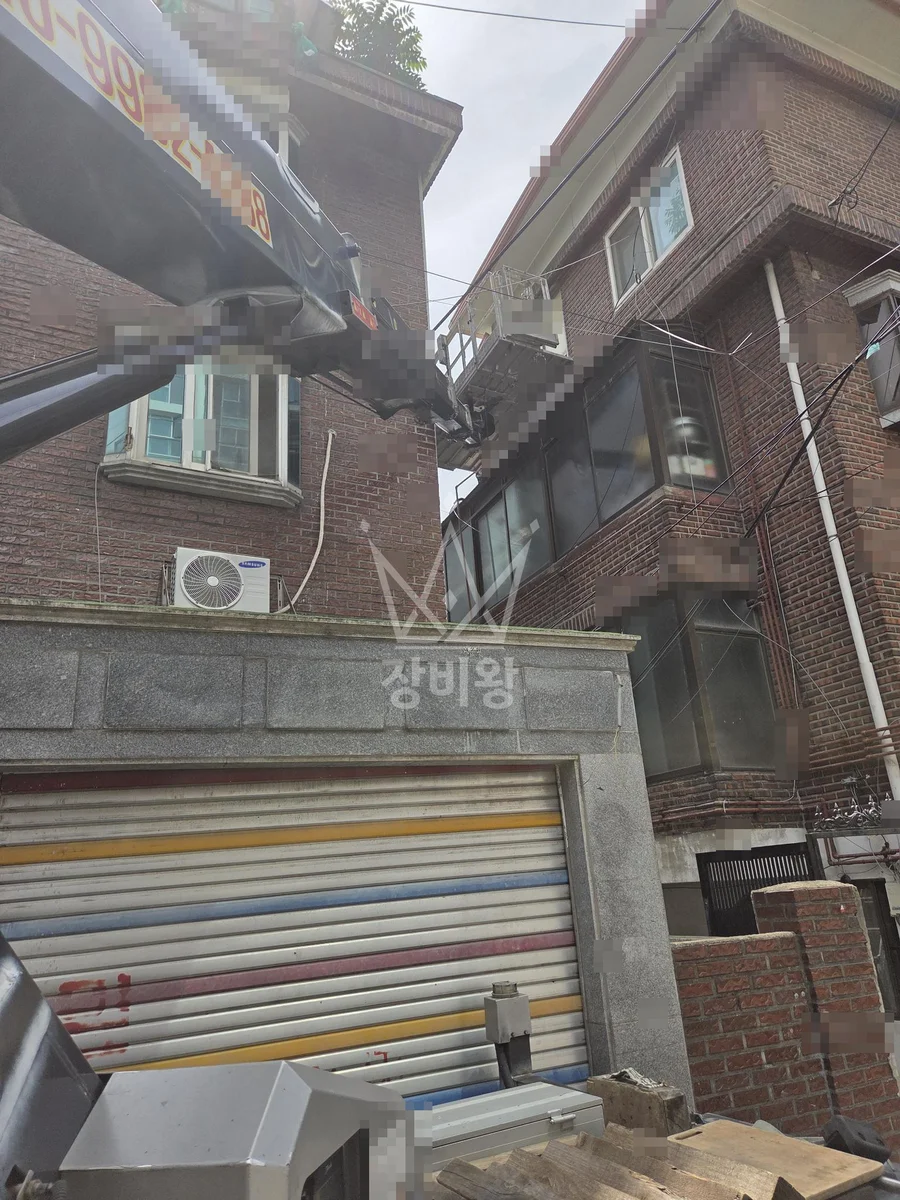 서울 강동구 고덕동 스카이차 지붕 공사 작업 현장