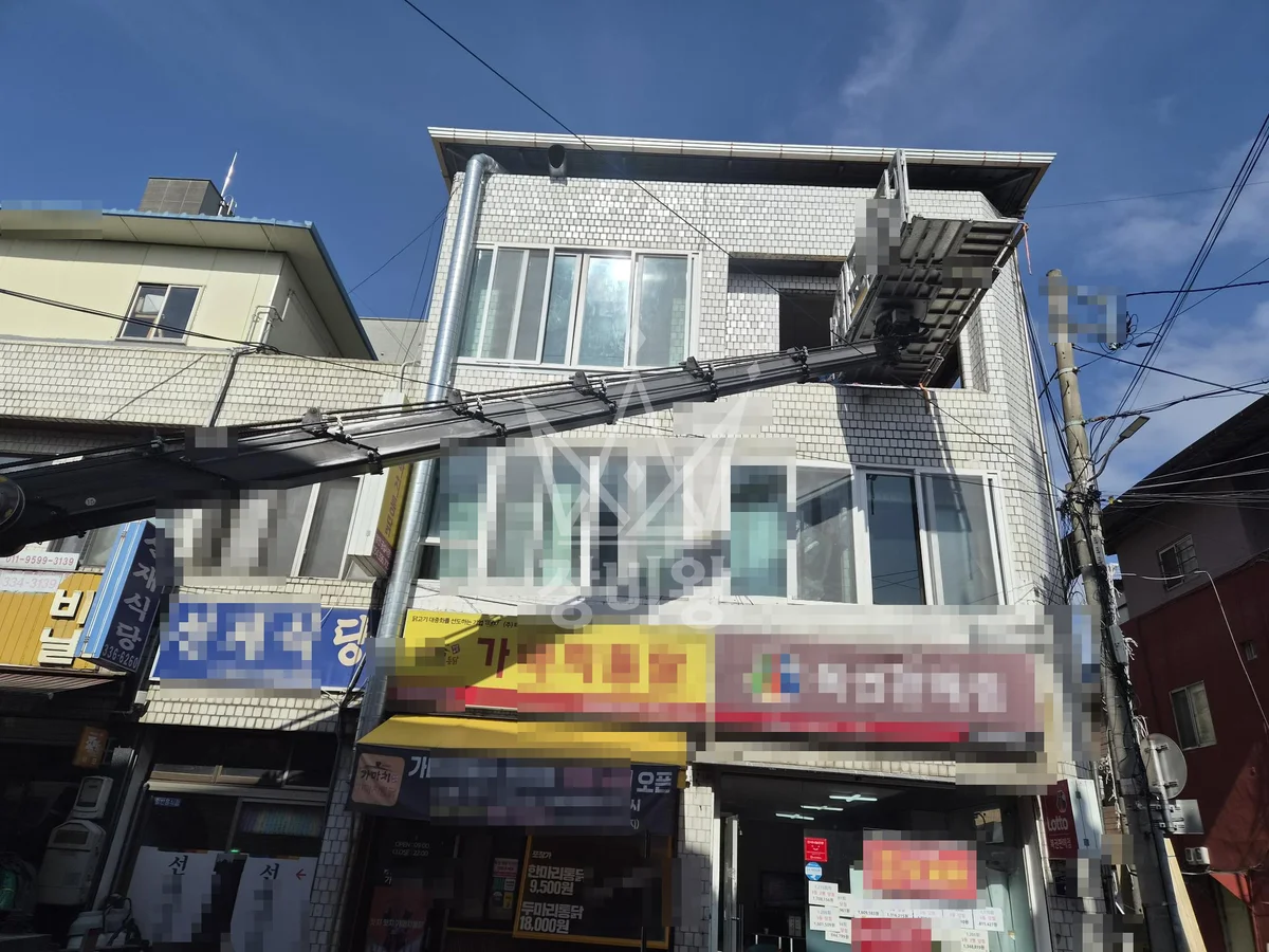 경북 영천시 스카이차 간판 작업 현장