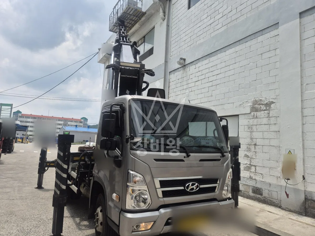 충남 부여군 장암면 스카이차 간판 작업 현장