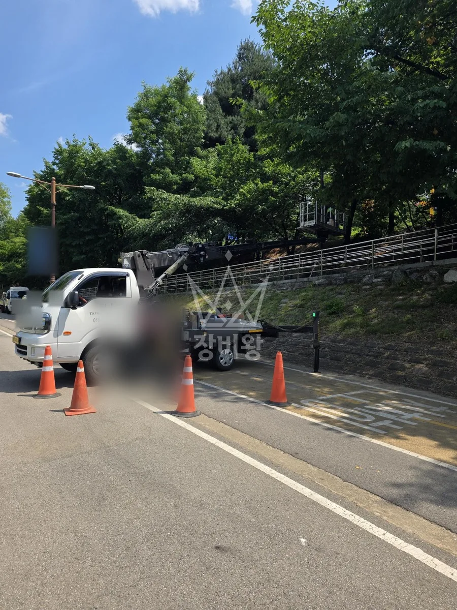 경기 고양시일산동구 식사동 스카이차 간판 작업 현장