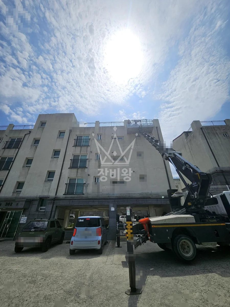 경기 용인시기흥구 중동 스카이차 철골 작업 현장