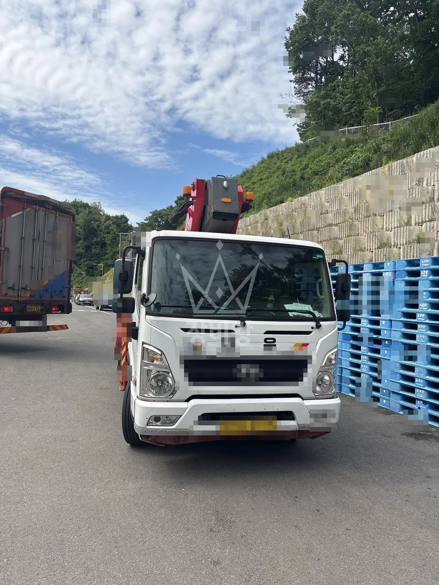 충남 공주시 스카이차 지붕 공사 작업 현장