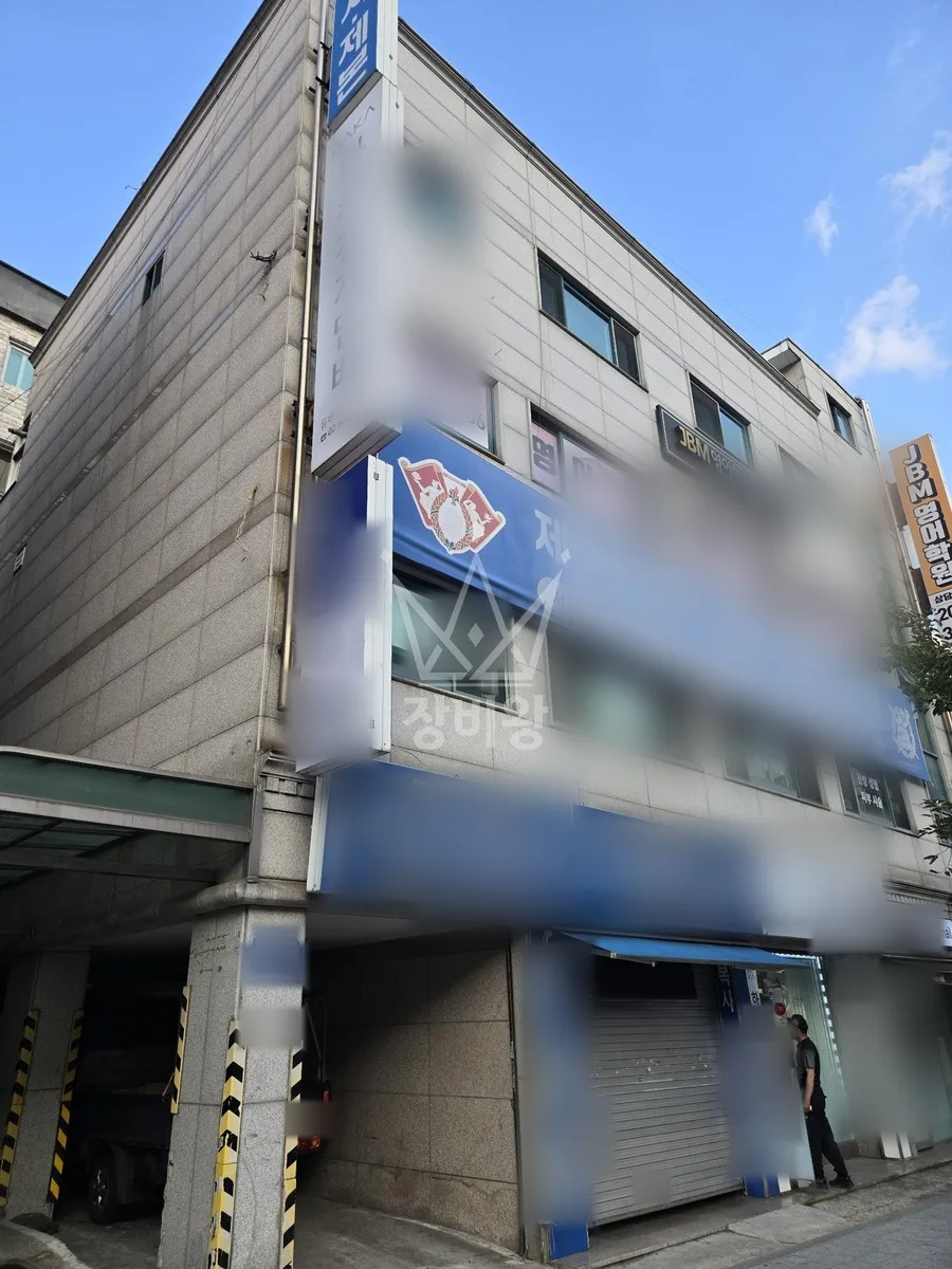 서울 성북구 성북동 스카이차 수목 관리 작업 현장