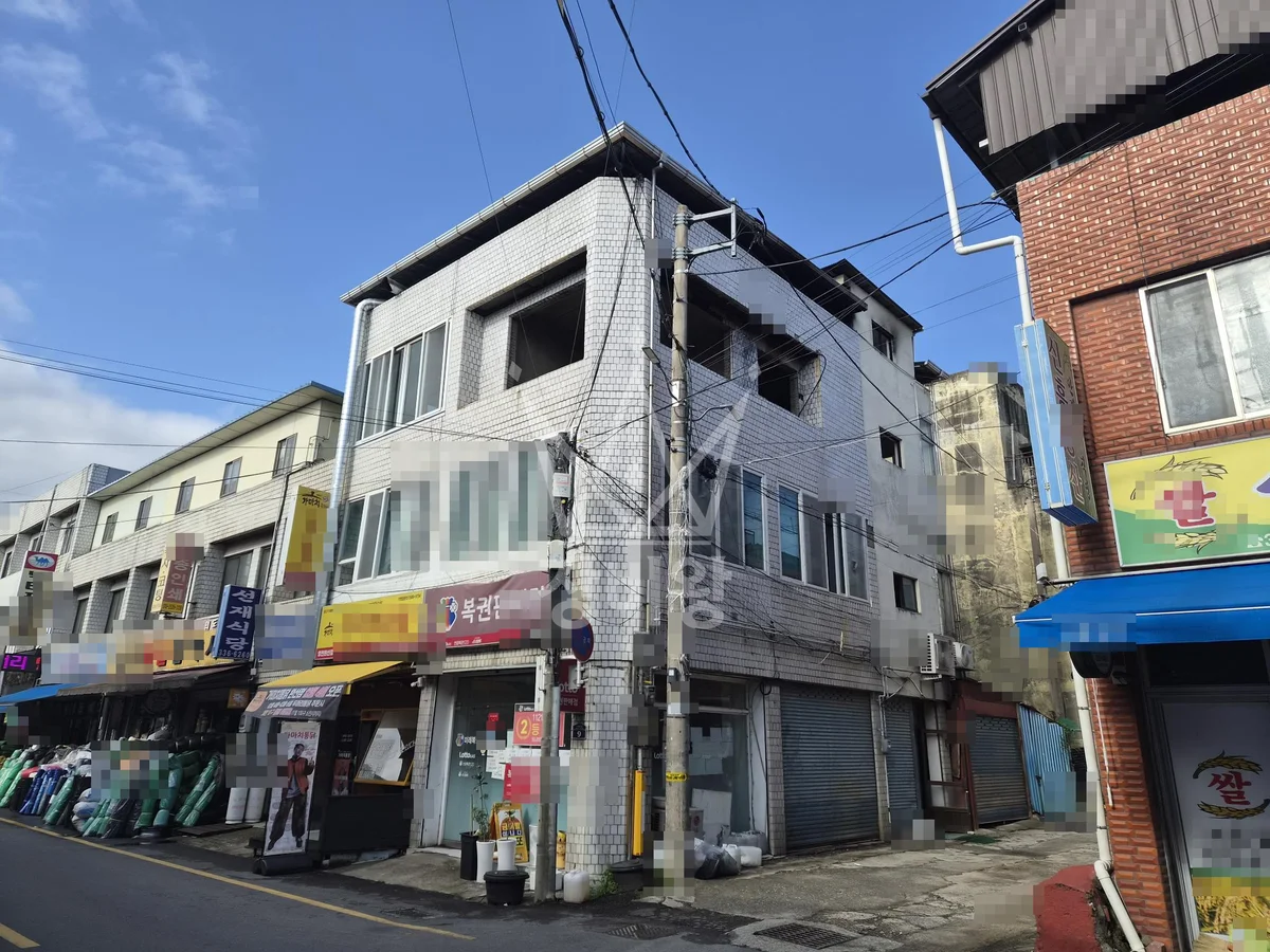 경북 청도군 스카이차 수목 관리 작업 현장