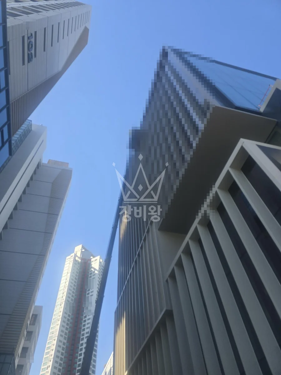 인천 옹진군 덕적면 문갑리 스카이차 자재 양중 작업 현장