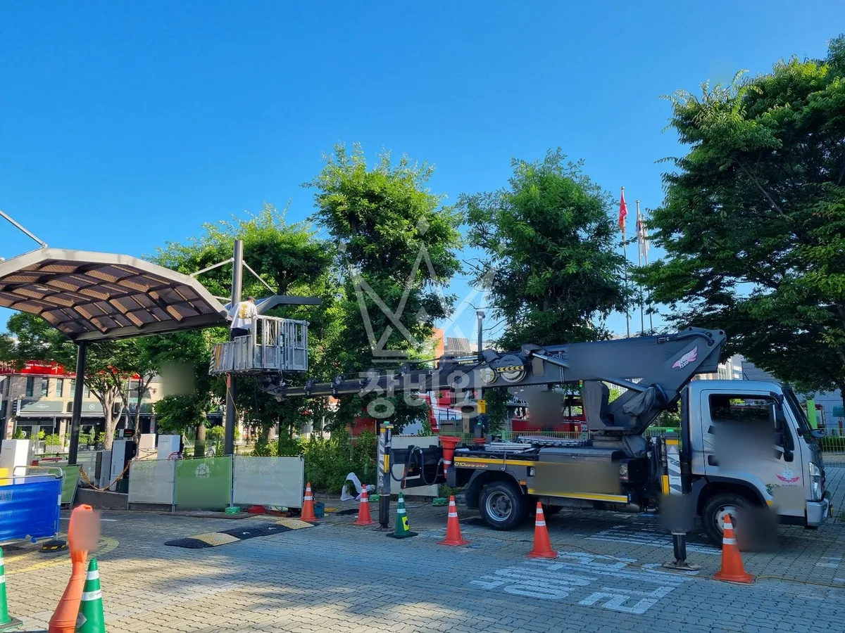 서울 광진구 화양동 스카이차 수목 관리 작업 현장