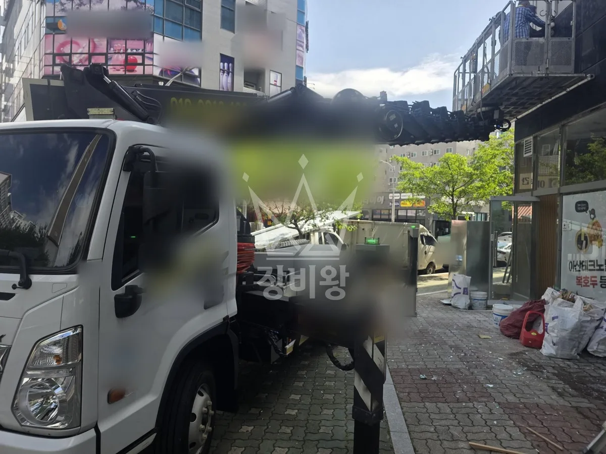 충남 천안시서북구 스카이차 외벽 작업 작업 현장