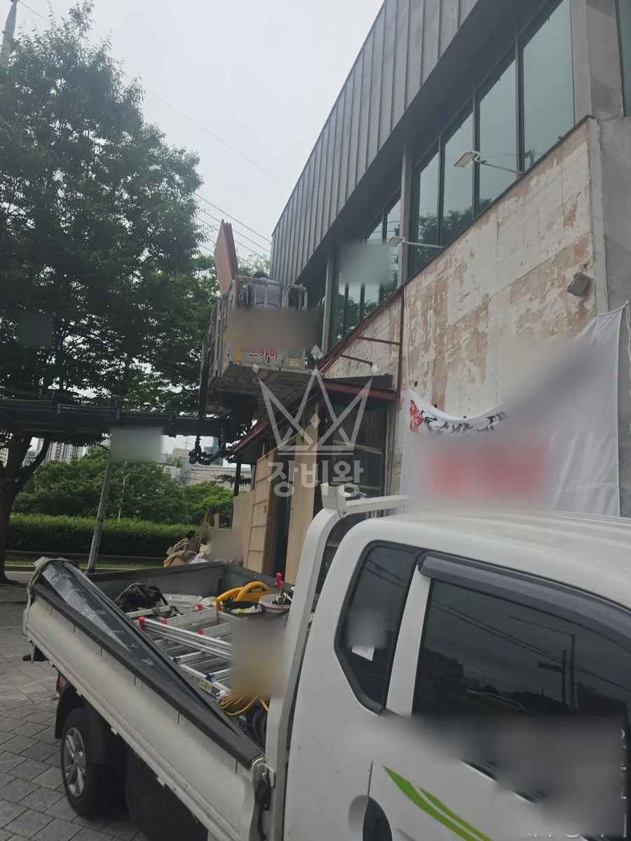 대구 서구 중리동 스카이차 철골 작업 현장