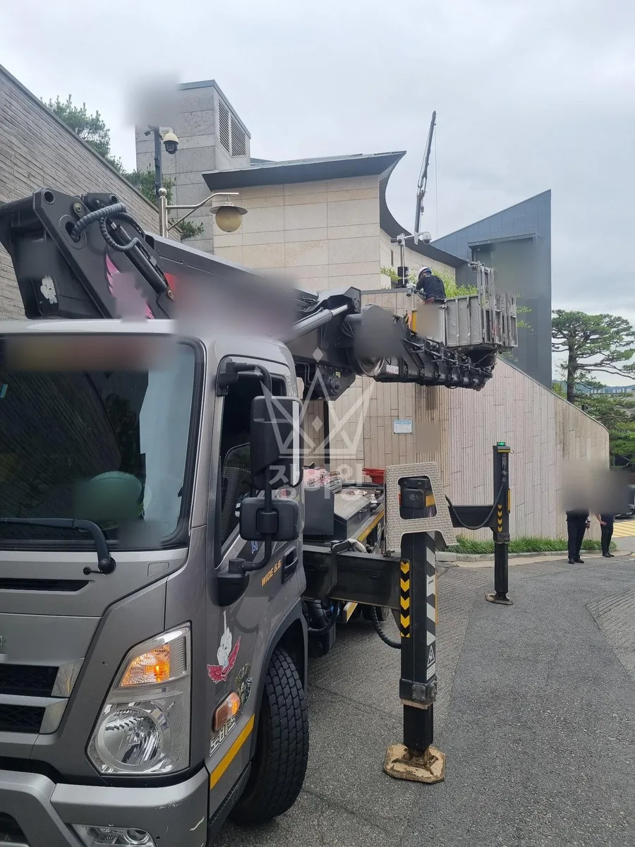 서울 용산구 스카이차 CCTV 작업 현장