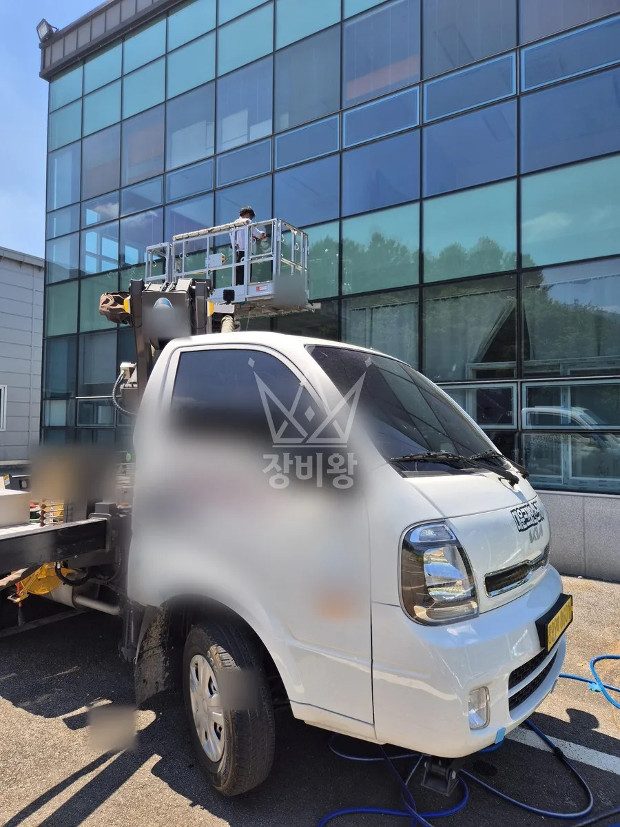 충북 옥천군 스카이차 지붕 공사 작업 현장