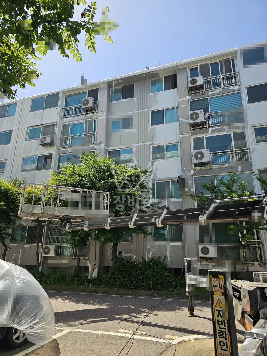 경기 화성시효행구 스카이차 간판 작업 현장
