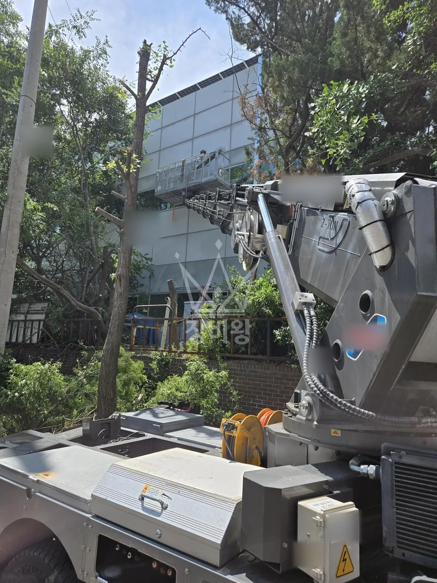 대구 달서구 스카이차 철골 작업 현장
