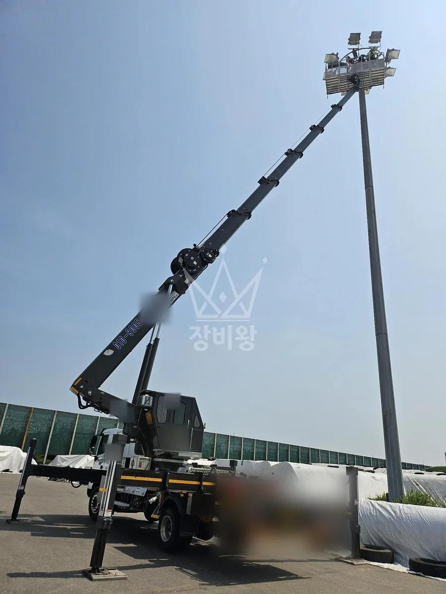 인천 제물포구 스카이차 유리 작업 현장