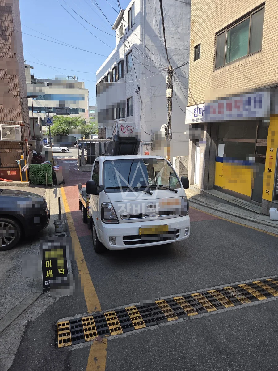 서울 관악구 스카이차 간판 작업 현장