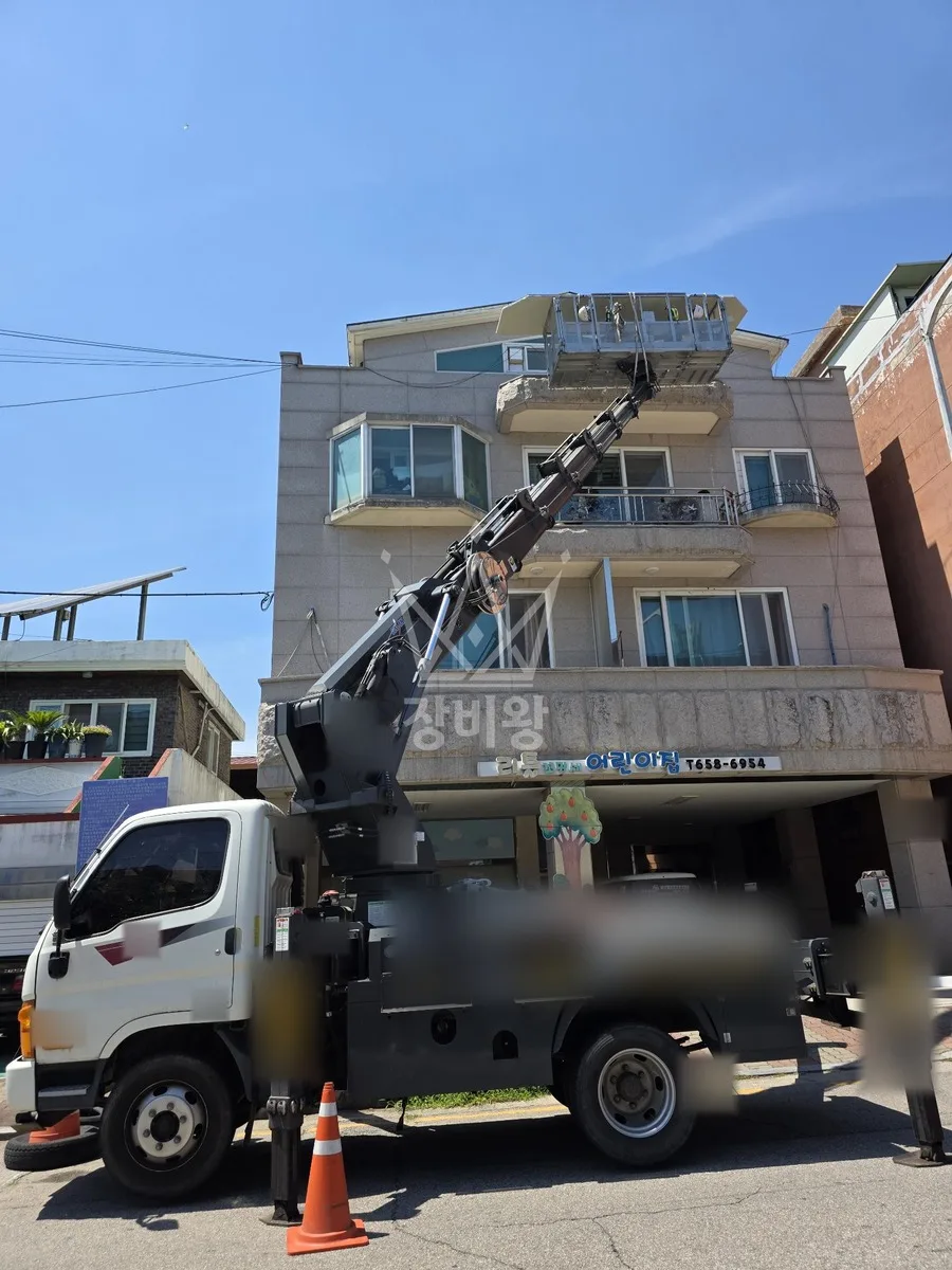 경기 평택시 지산동 스카이차 에어컨 작업 현장