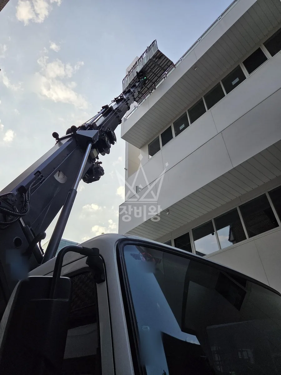서울 강남구 역삼동 스카이차 간판 작업 현장