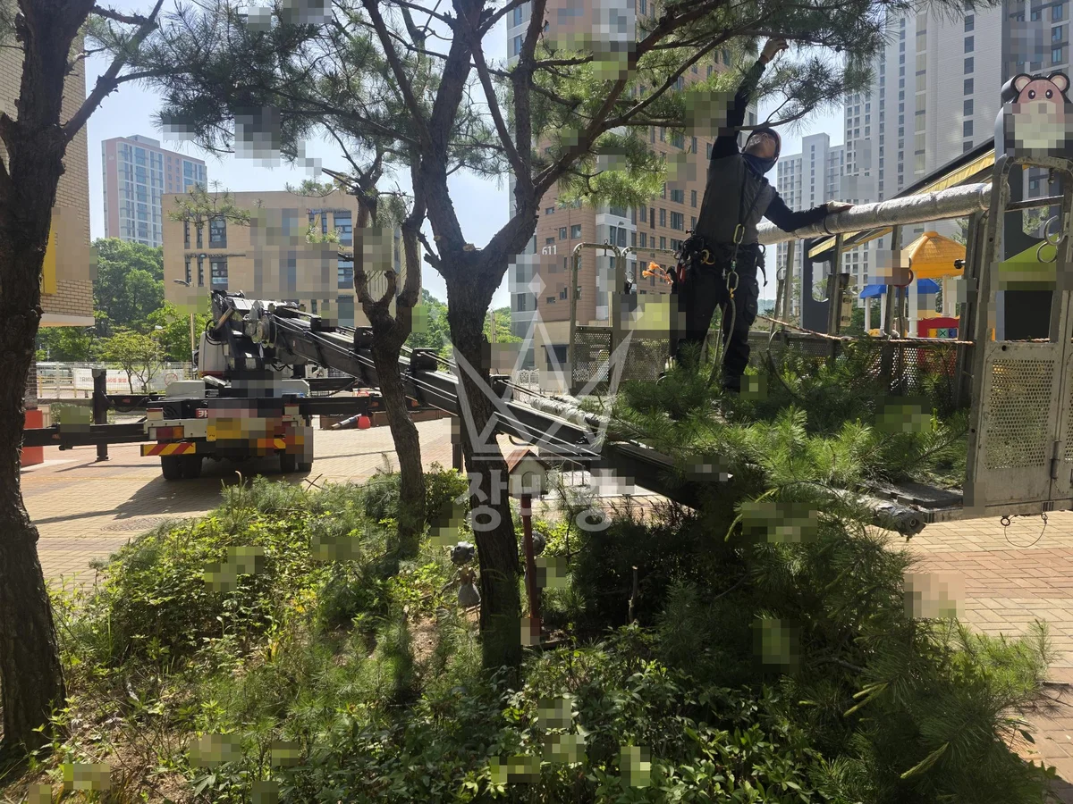경기 용인시 스카이차 철골 작업 현장