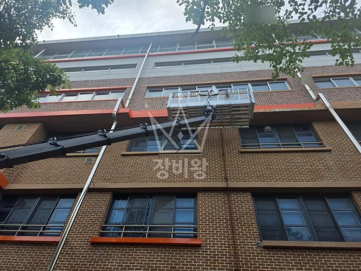 경기 광주시 직동 스카이차 외벽 작업 작업 현장
