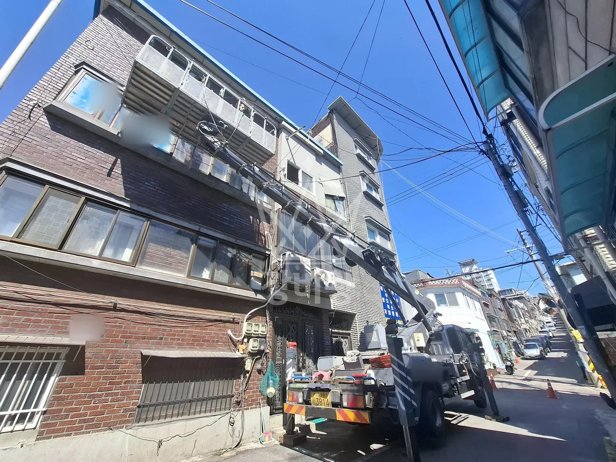 경기 성남시분당구 운중동 스카이차 철골 작업 현장