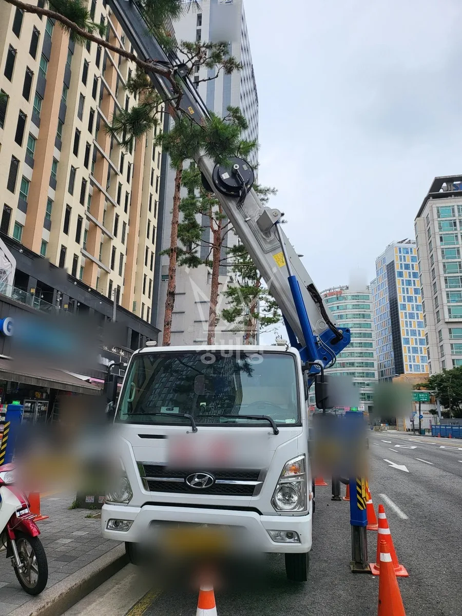 서울 중구 스카이차 유리 작업 현장