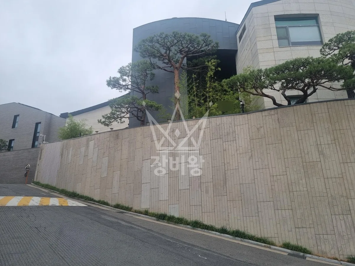 서울 용산구 스카이차 외벽 작업 작업 현장