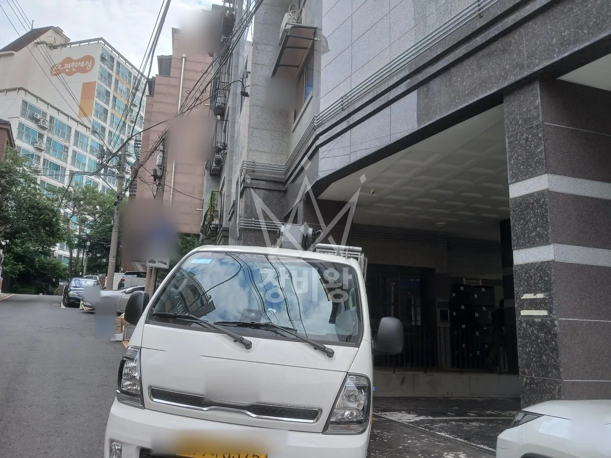 서울 강동구 둔촌동 스카이차 수목 관리 작업 현장