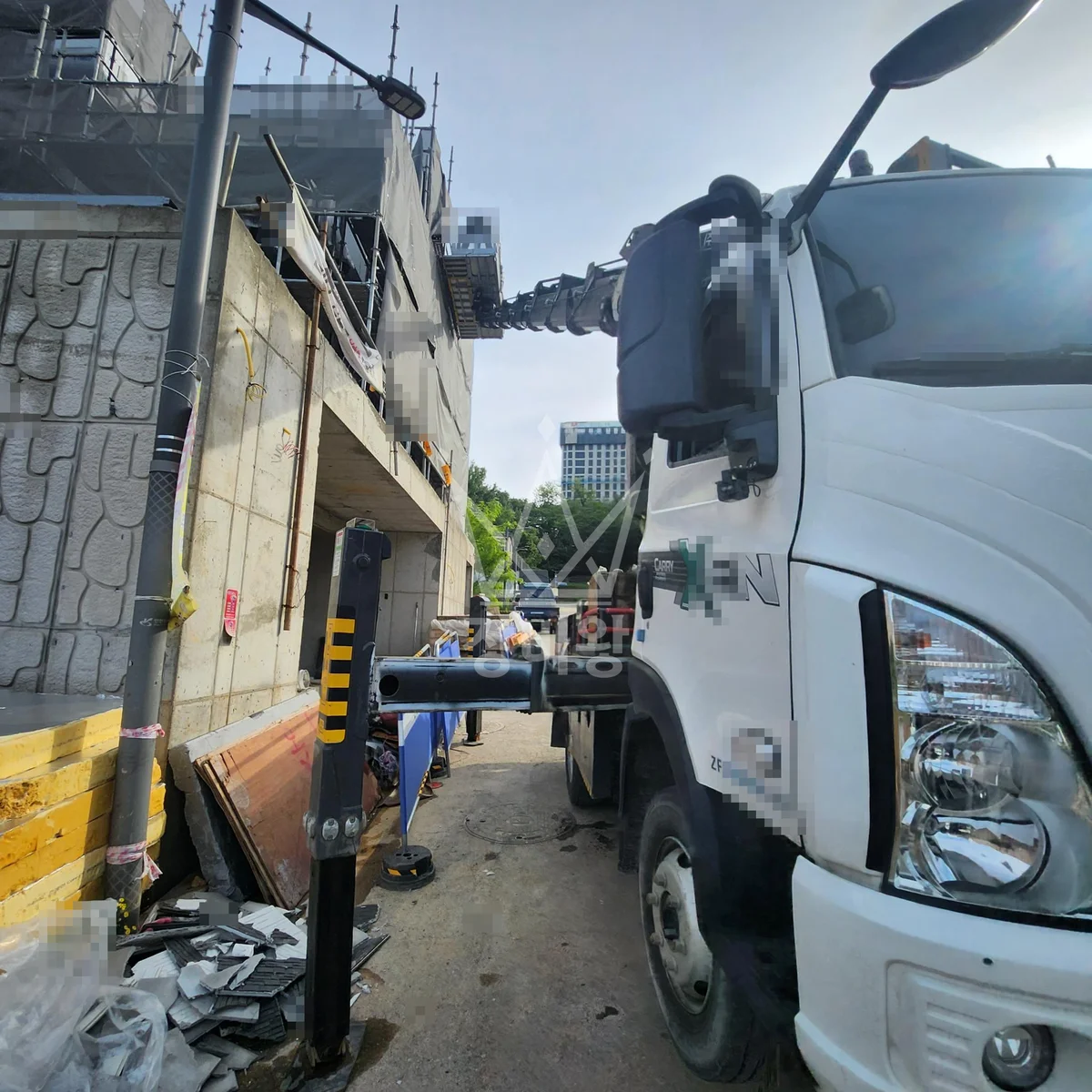 인천 제물포구 송현동 스카이차 유리 작업 현장