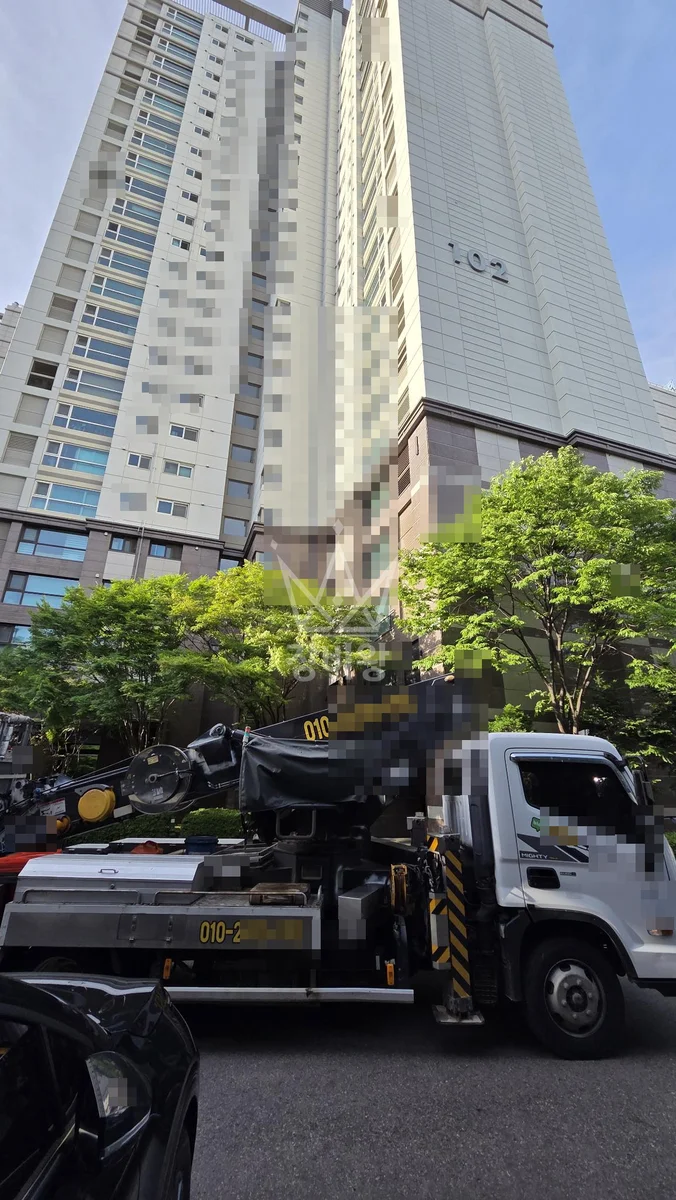 서울 마포구 성산동 스카이차 간판 작업 현장