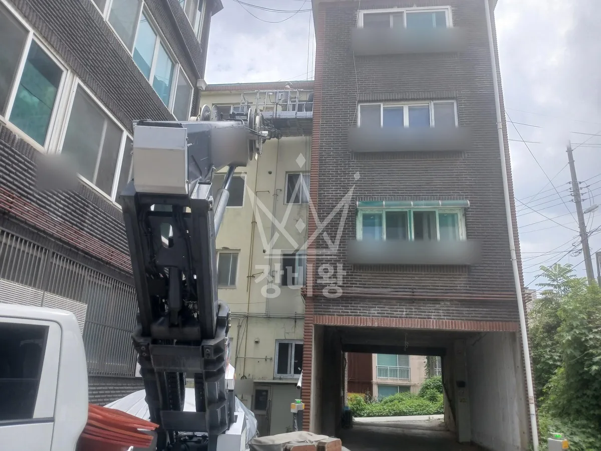 경기 화성시만세구 남양읍 신외리 스카이차 간판 작업 현장