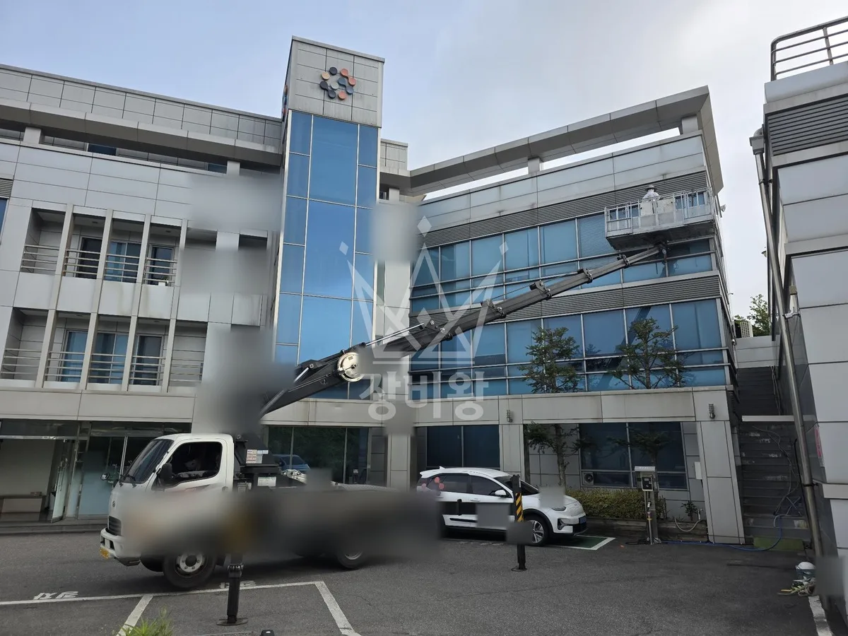 경기 용인시 스카이차 에어컨 작업 현장