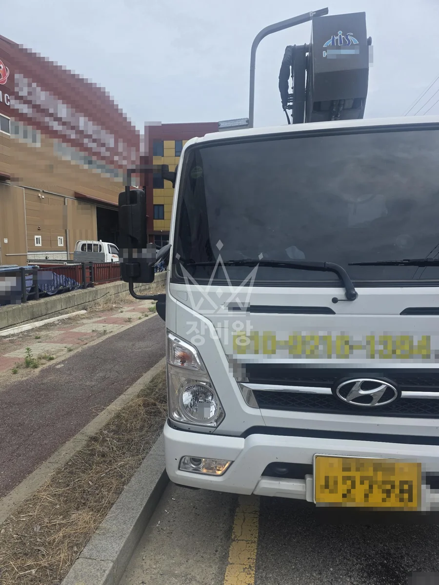 경기 수원시팔달구 매향동 스카이차 유리 작업 현장