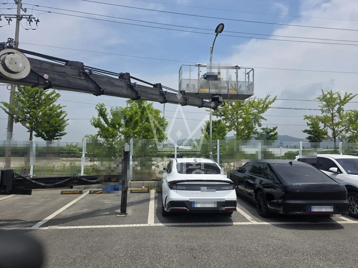 충남 부여군 옥산면 스카이차 조경 작업 현장