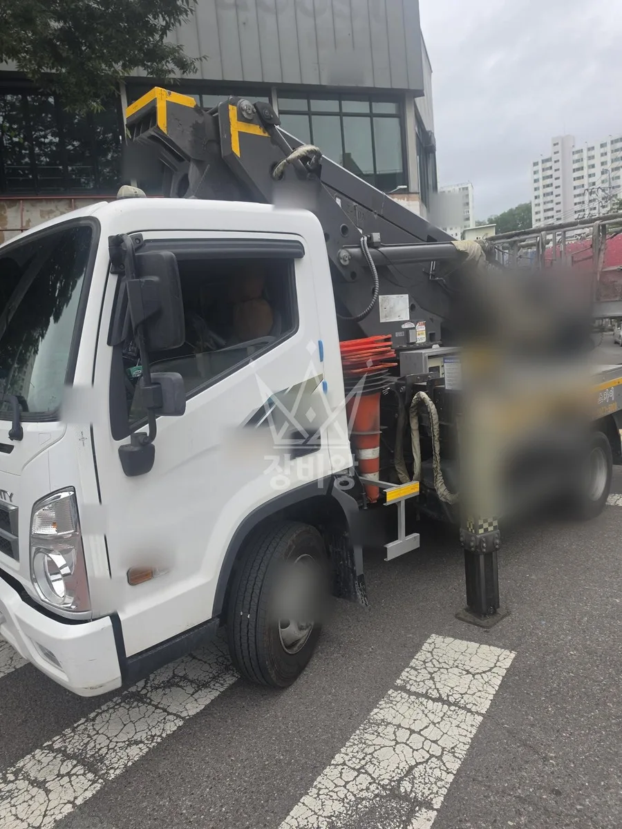 대구 군위군 효령면 스카이차 자재 양중 작업 현장
